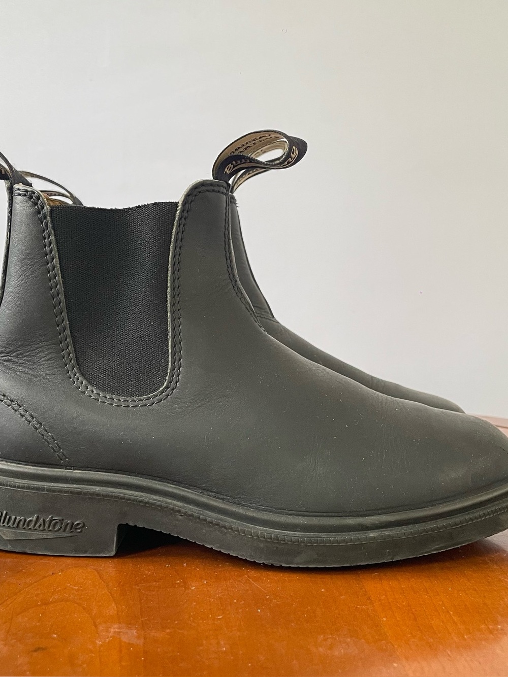 Blundstone Black Leather Chelsea Boots | AU 3.5